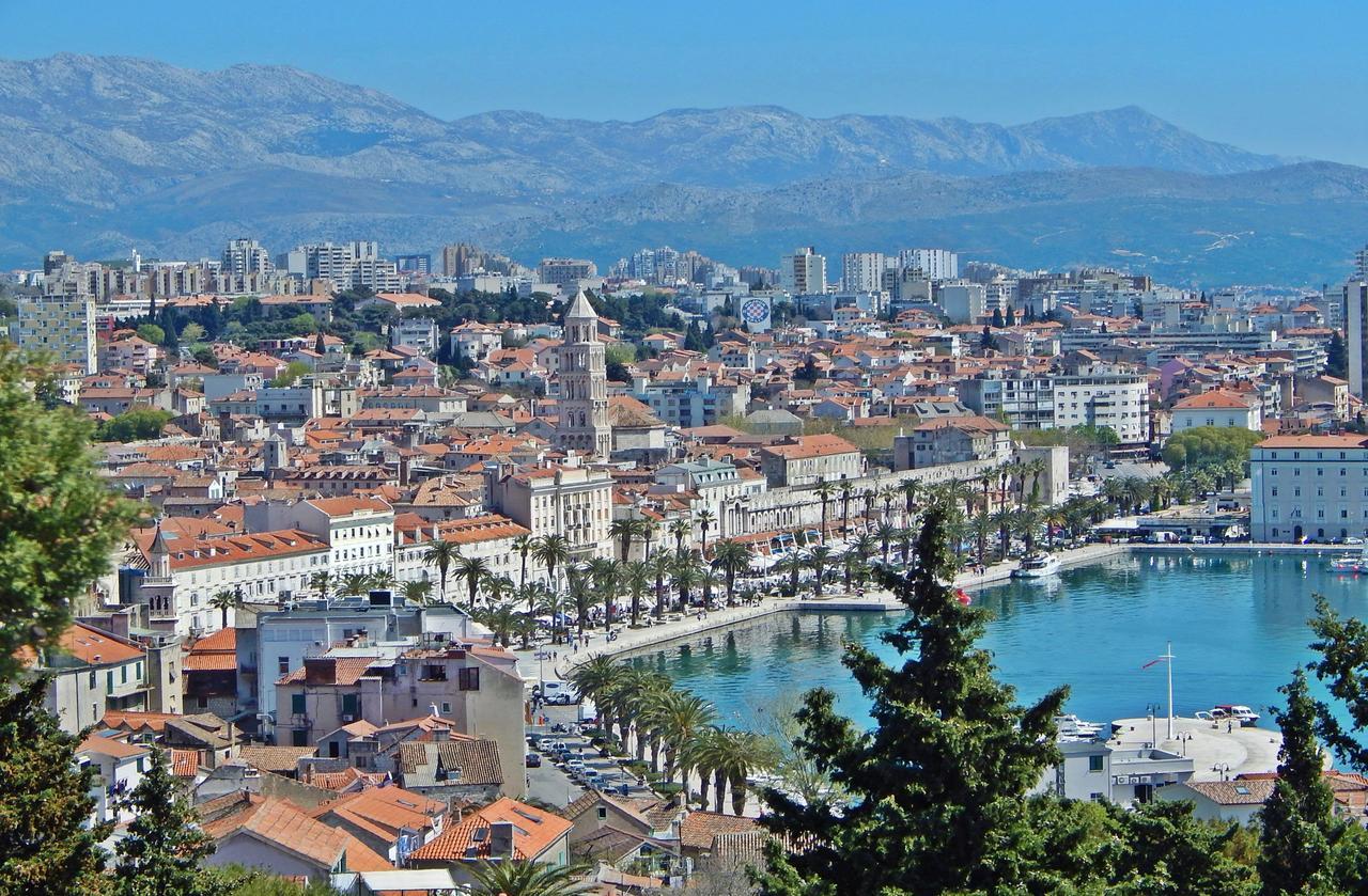 Apartments Emi Split Luaran gambar