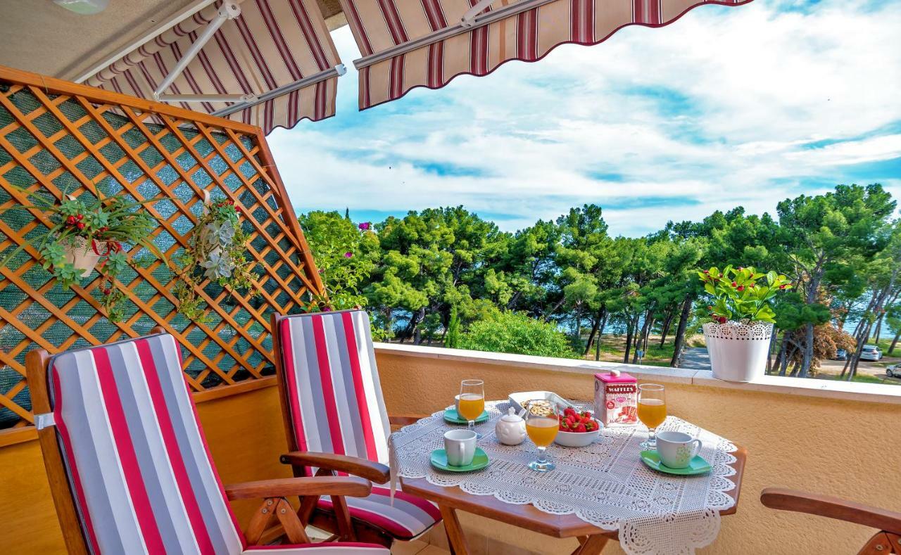 Apartments Emi Split Luaran gambar