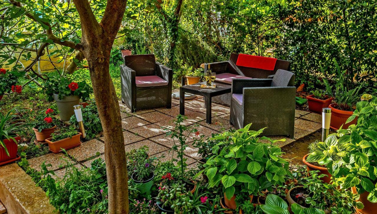 Apartments Emi Split Luaran gambar