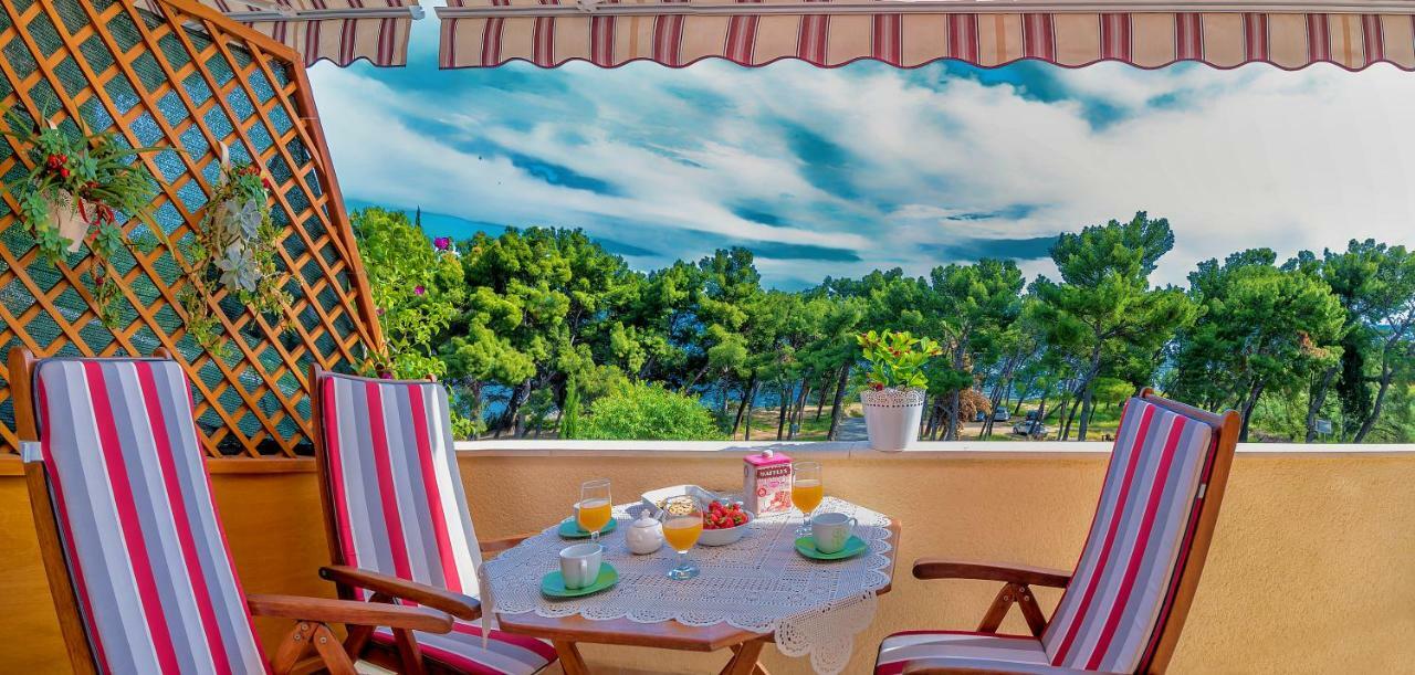 Apartments Emi Split Luaran gambar