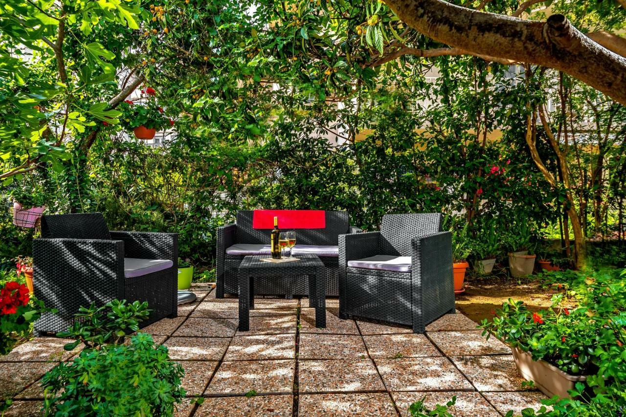 Apartments Emi Split Luaran gambar